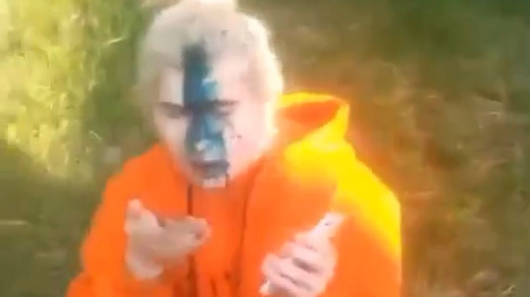 Наказание закдладчицы / Спортики наказали суку / Сожгли волосы / Облили зеленкой